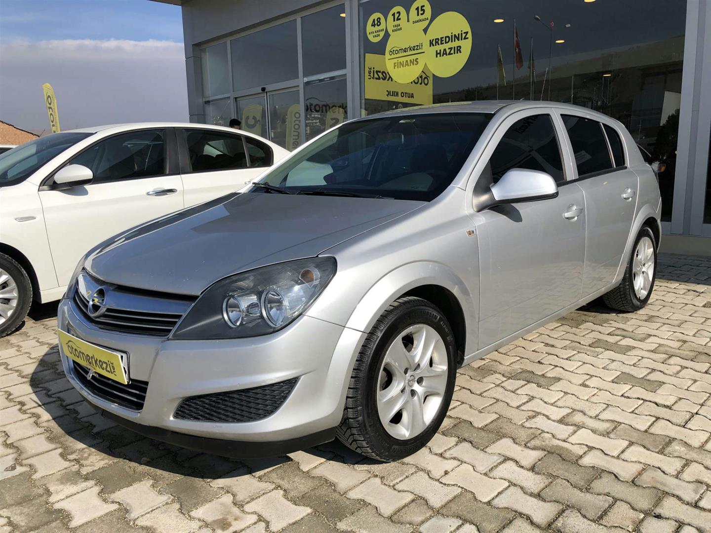 Essentia opel astra