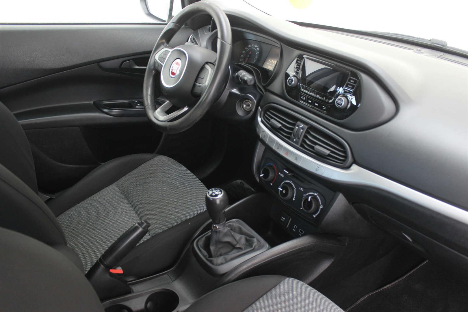 Fiat egea салон
